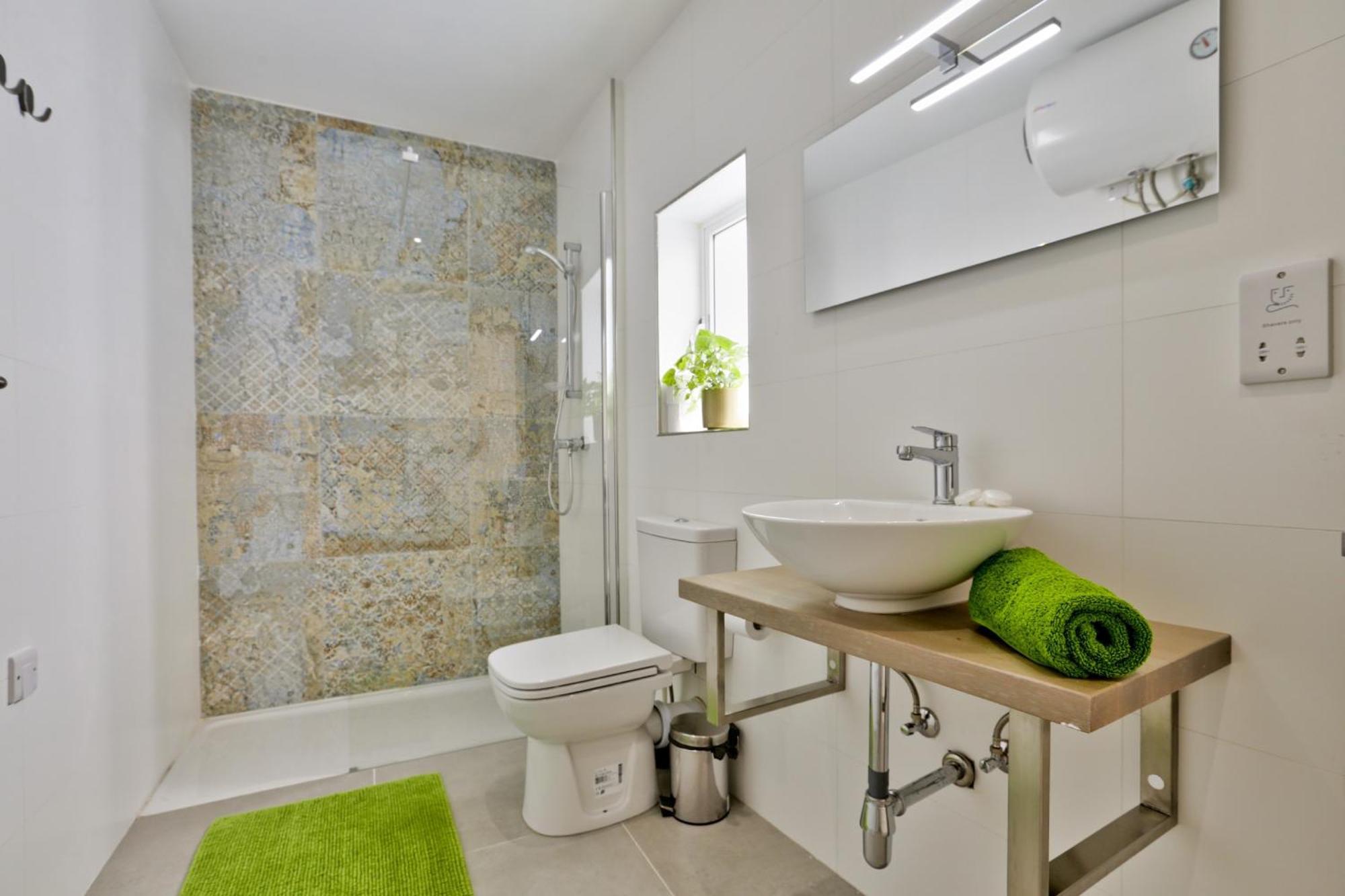 Exquisite 3-Bedroom Duplex Penthouse With Jacuzzi In Valletta Centre Luaran gambar
